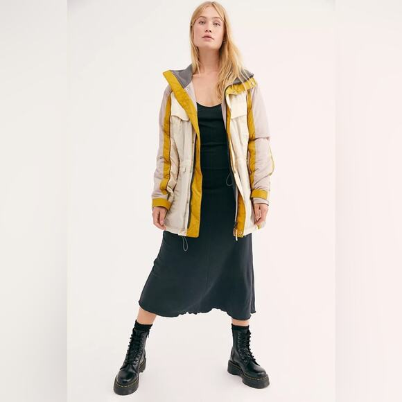 Free People x We The Free Alpine Retreat Jacket Small $268 - Picture 1 of 9